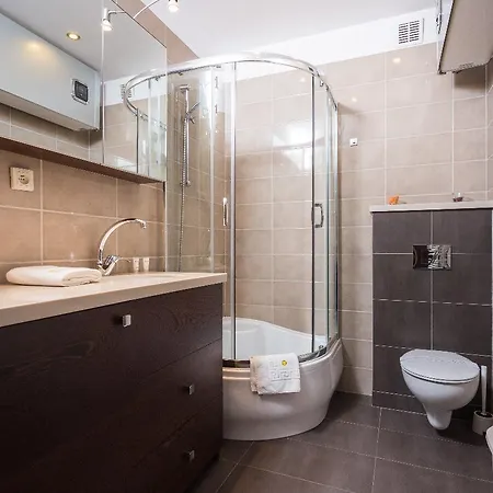Hotel Inpoint Jewish Town